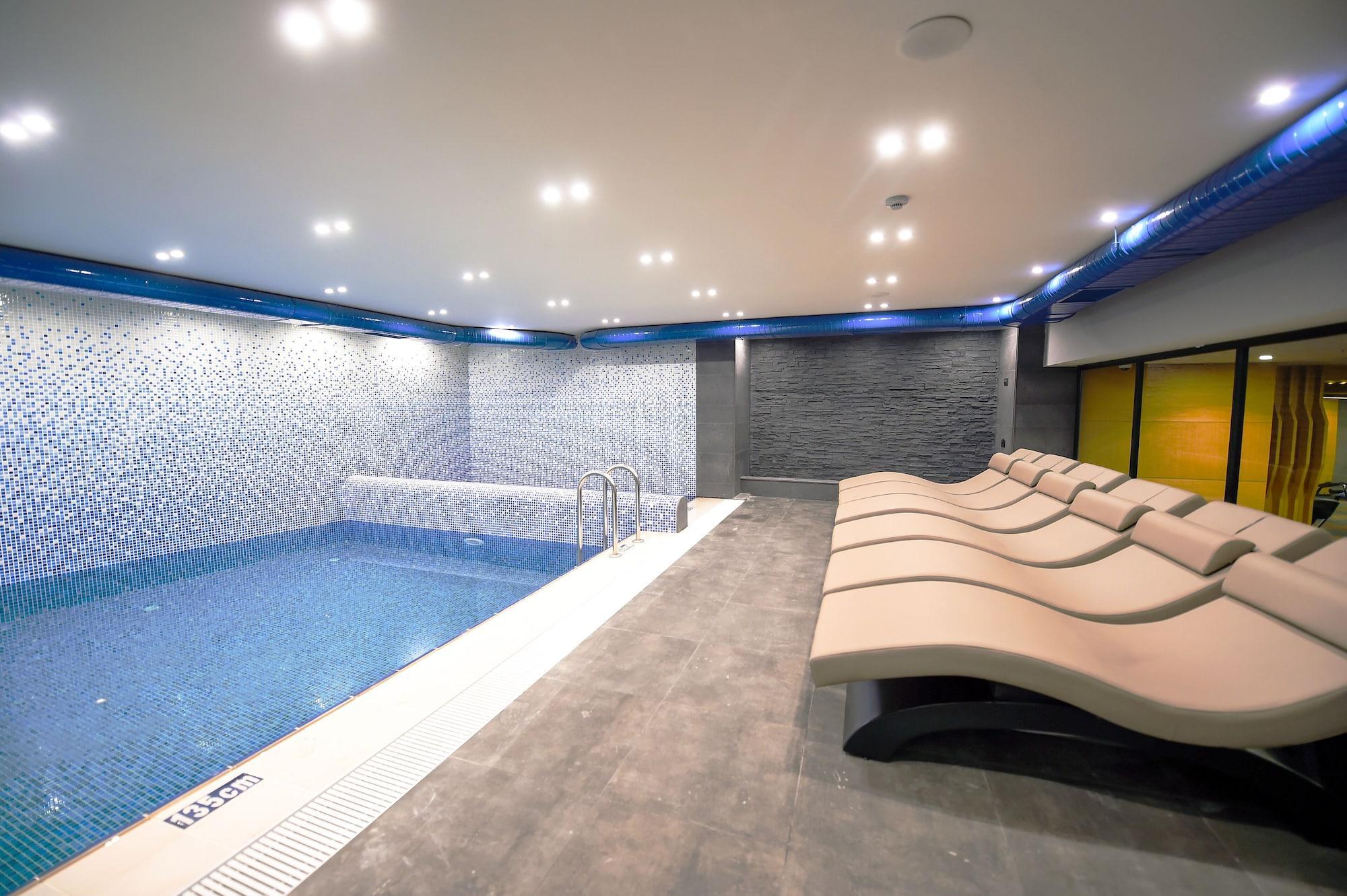 Cher Hotel & Spa Taksim Κωνσταντινούπολη Εξωτερικό φωτογραφία The spa at the hotel