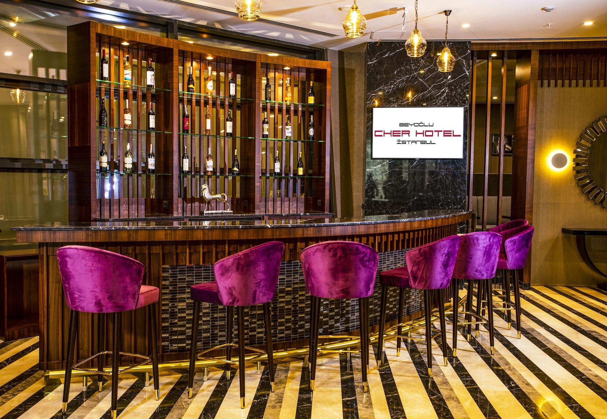 Cher Hotel & Spa Taksim Κωνσταντινούπολη Εξωτερικό φωτογραφία The bar at the hotel